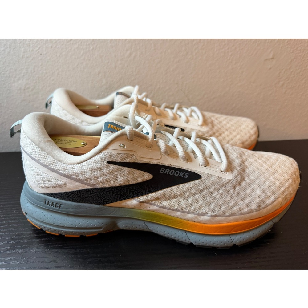 Brooks Trace 3 Mens Size 11.5 D Running Shoes White Orange Grey 1104121D185